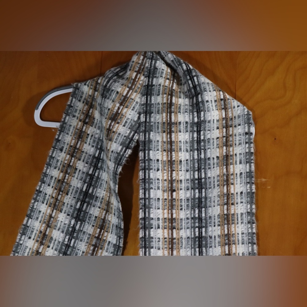 Victoire Mathieu scarf - Picture 2 of 7